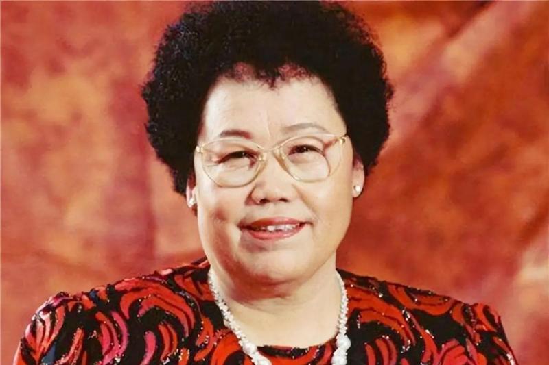  从木屑堆到商业巅峰：陈丽华财富方法论的硬核解构 股票财经 从木屑堆到商业巅峰：陈丽华财富方法论的硬核解构 股票财经 从木屑堆到商业巅峰：陈丽华财富方法论的硬核解构 股票财经 从木屑堆到商业巅峰：陈丽华财富方法论的硬核解构 股票财经 从木屑堆到商业巅峰：陈丽华财富方法论的硬核解构 股票财经