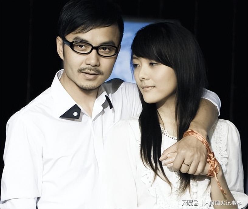  职业断层十年：全职妈妈群体再就业困境的系统性复盘与结构性突围 情感心理