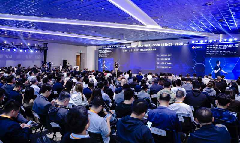  数据瓶颈深度解析：觅蜂科技如何破解具身智能「数据荒漠」困局 汽车科技 数据瓶颈深度解析：觅蜂科技如何破解具身智能「数据荒漠」困局 汽车科技
